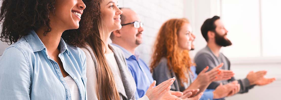 Люди в группе реабилитации